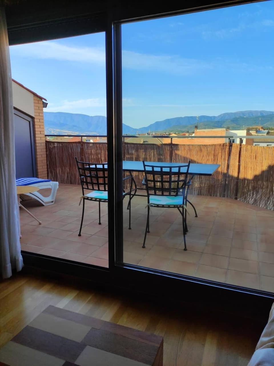 Acogedor Atico Duplex En Tremp Appartement Buitenkant foto